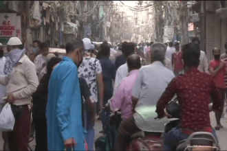 French envoy loses phone