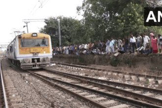 Local Train Cancel in Howrah
