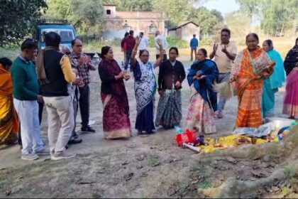 Picnic With Gopal Idol