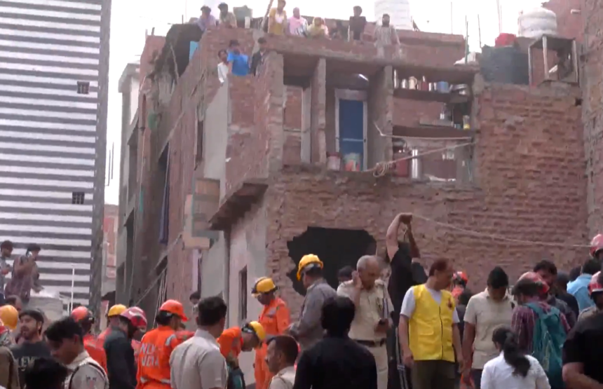 Building collapses in Delhi