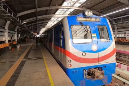 Kolkata Metro Service Dispute