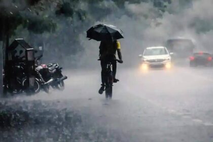Record rainfall in Kolkata