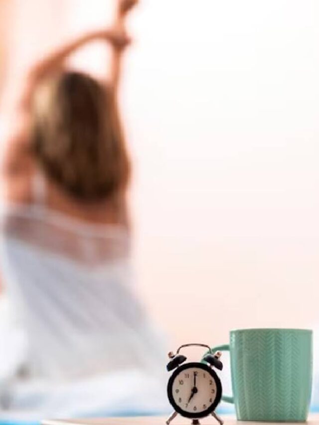 বিছানা আর আলসেমি কি একসঙ্গে ছাড়তে পারছেন না?