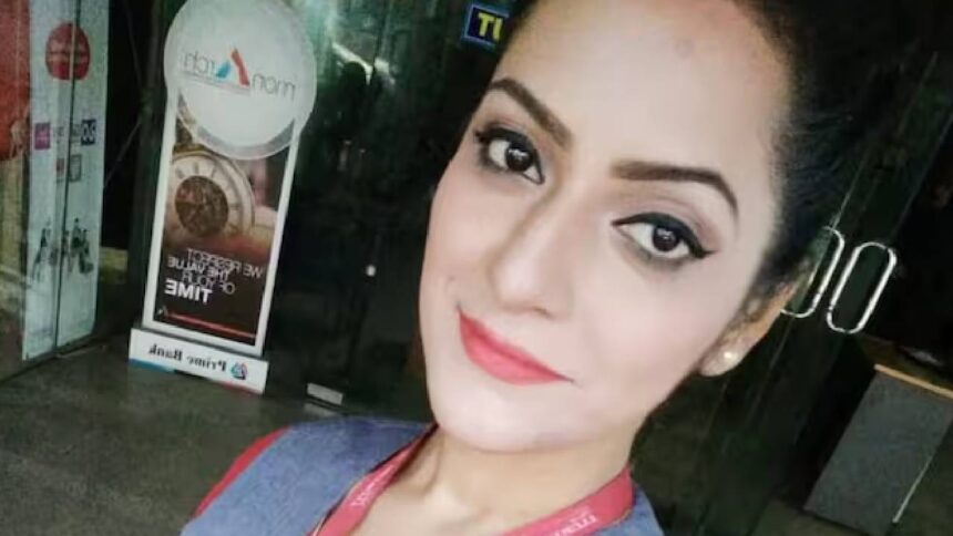Bangladeshi Model Arrested