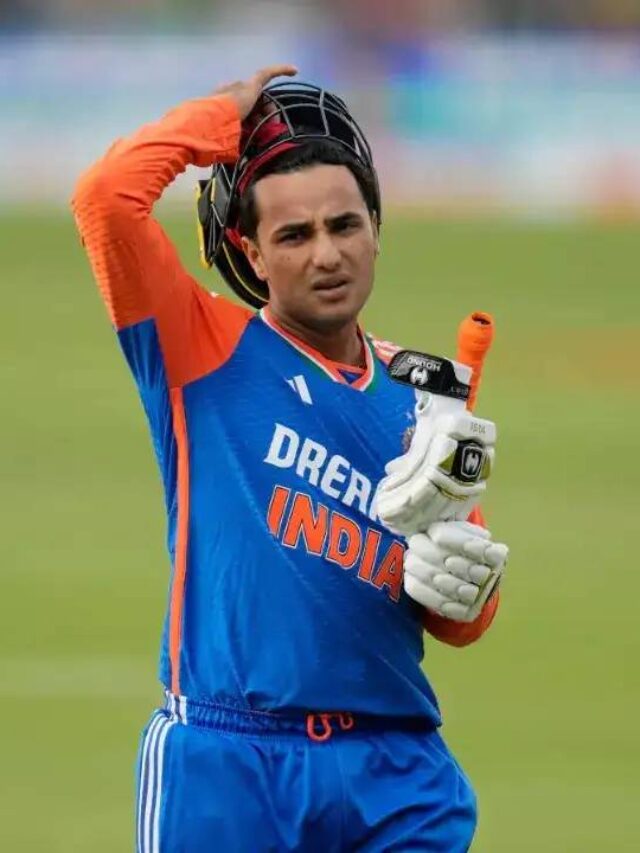 এশিয়া কাপে নামার আগে একজনের ছক্কার বন্যা, অন্যজন ‘ক্লিন বোল্ড’