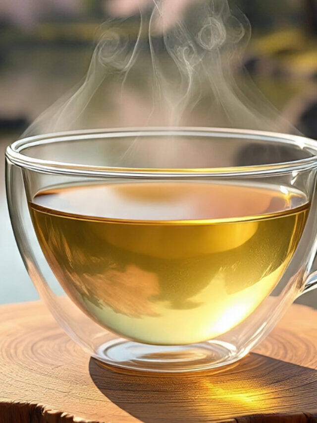 চায়ের পাতায় লুকিয়ে ভালো থাকার কারণ…