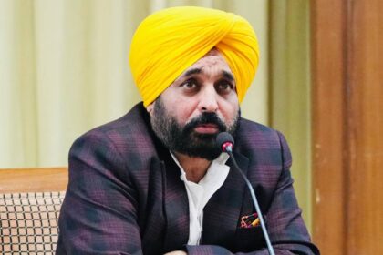 Punjab CM Shoe Controversy