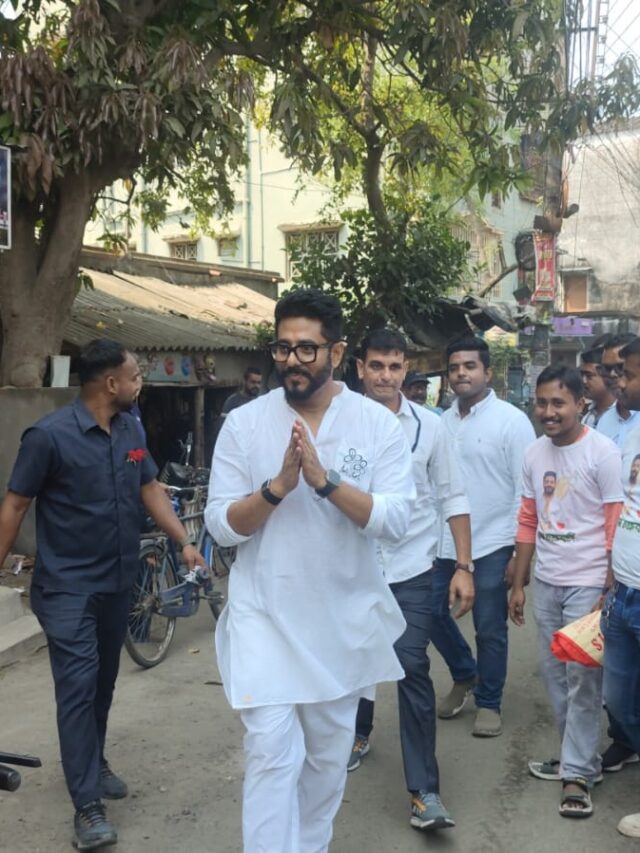 ভোটের প্রচারে  প্রার্থী রাজ চক্রবর্তী