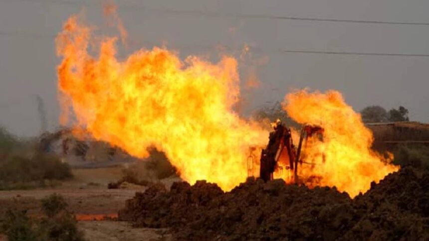 Pakistan Gas Pipeline Burst