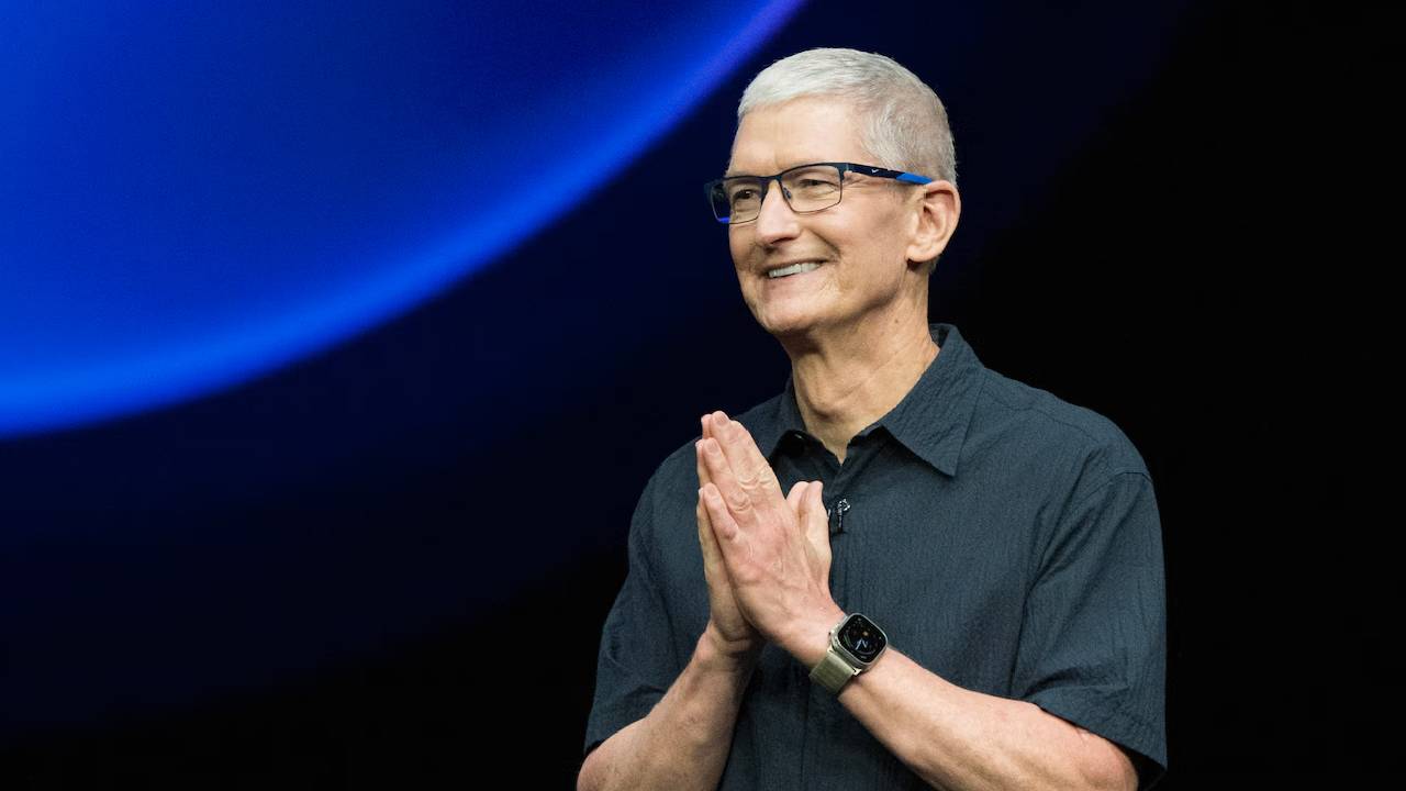 Tim Cook Resign