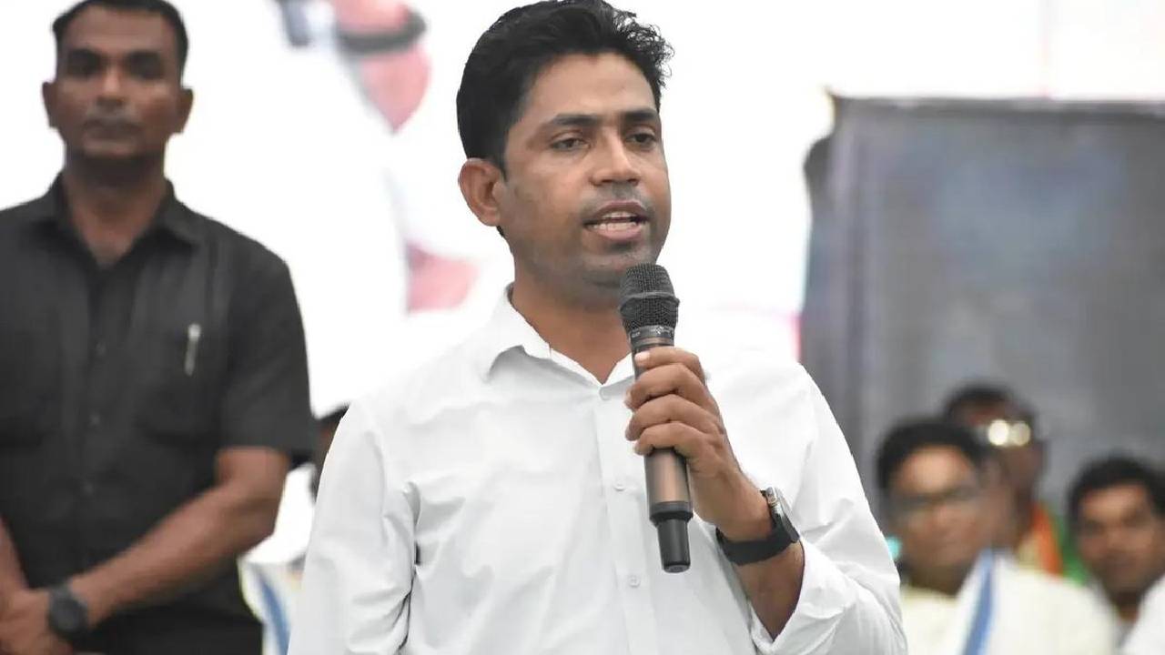 Jahangir Khan