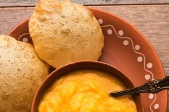 Aamras Puri