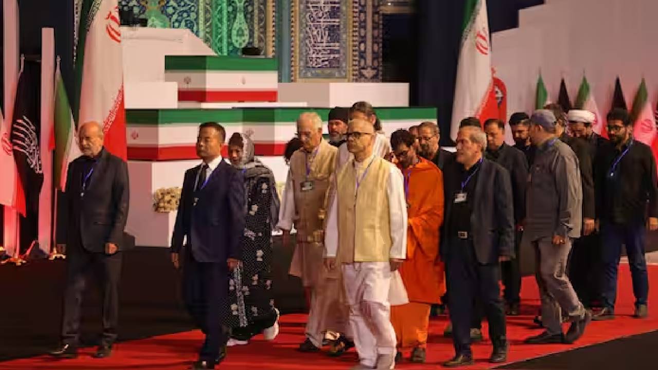 Khamenei Tribute