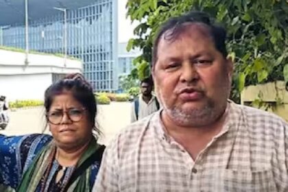 Kharaj Mukherjee
