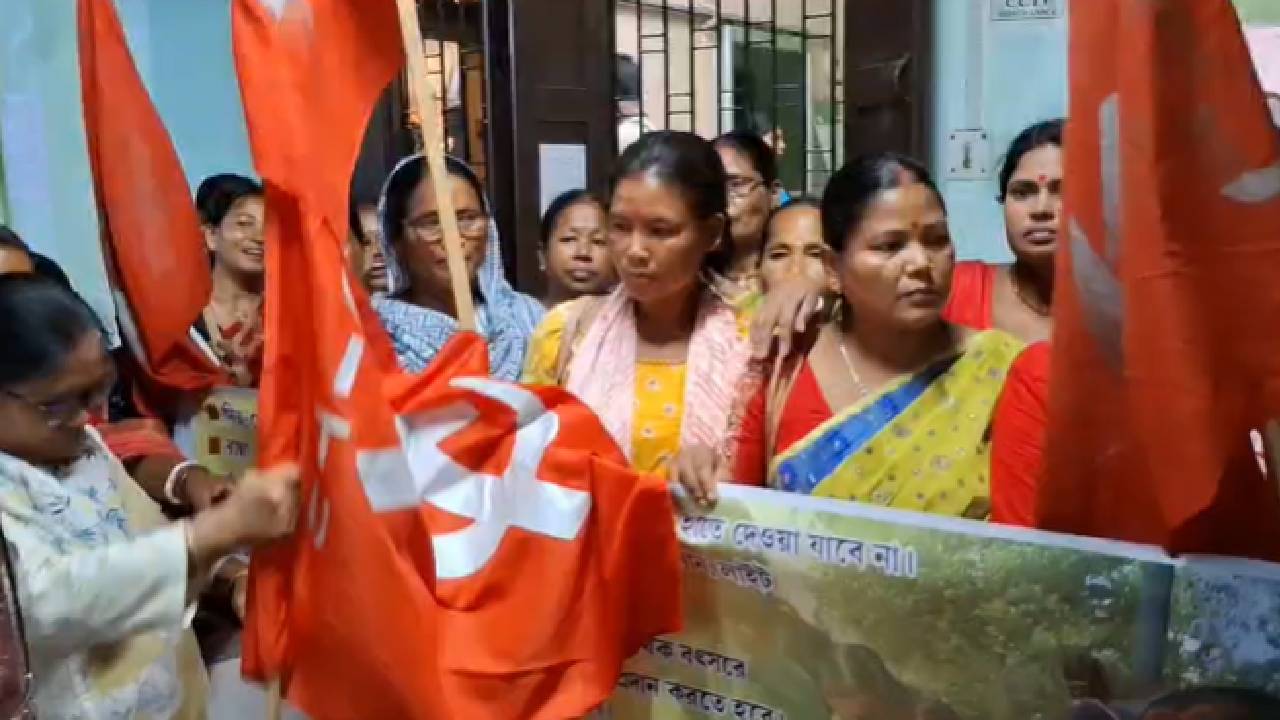Mid Day Meal Worker Protest