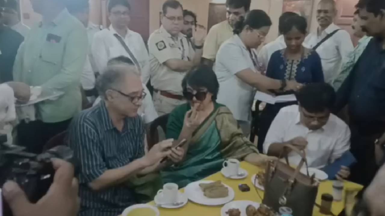 Taslima Nasrin