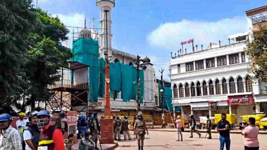 Ujjain Mosque Row