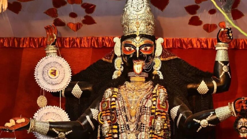 Naihati Boro Maa