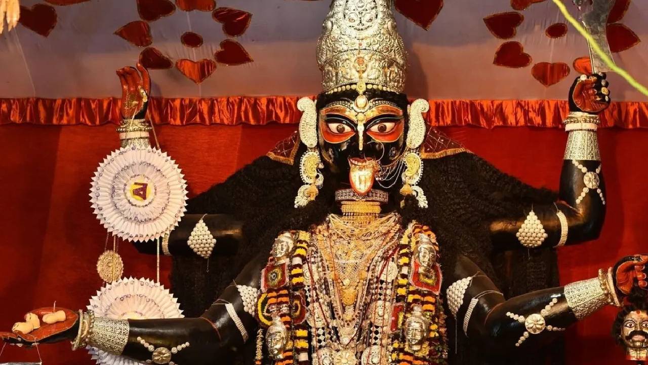Naihati Boro Maa